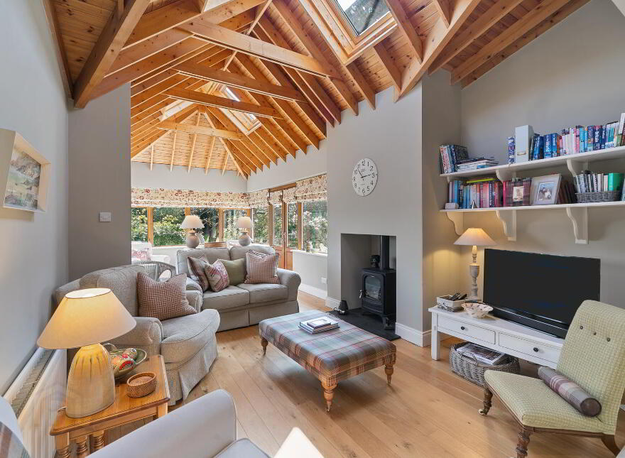 1 Oaklands, Hillsborough, BT26 6HZ