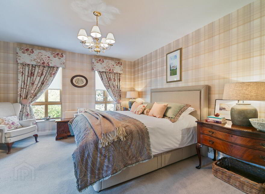1 Oaklands, Hillsborough, BT26 6HZ