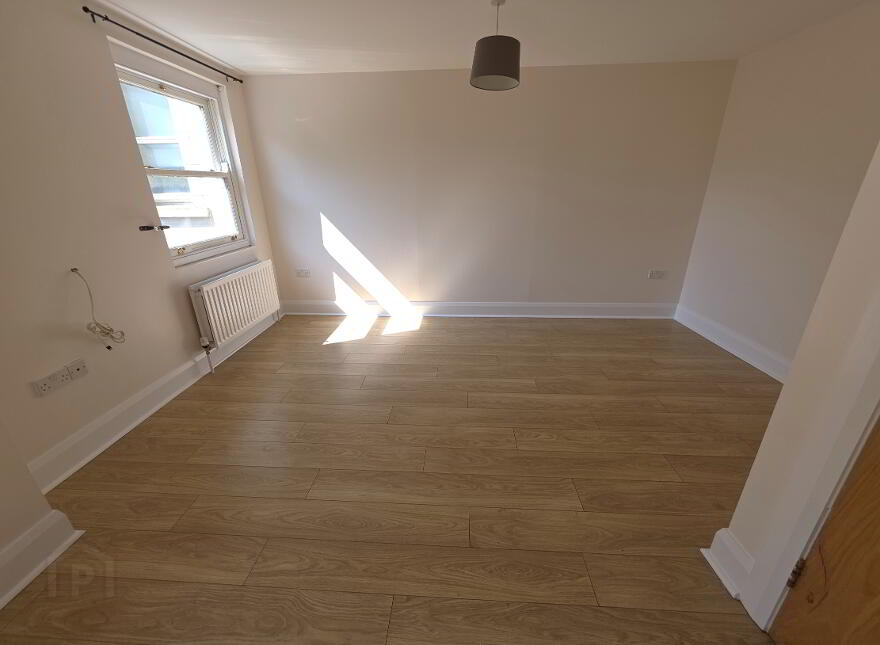 (1 Bed) 39 Bowling Green, Strabane, BT82 8BW