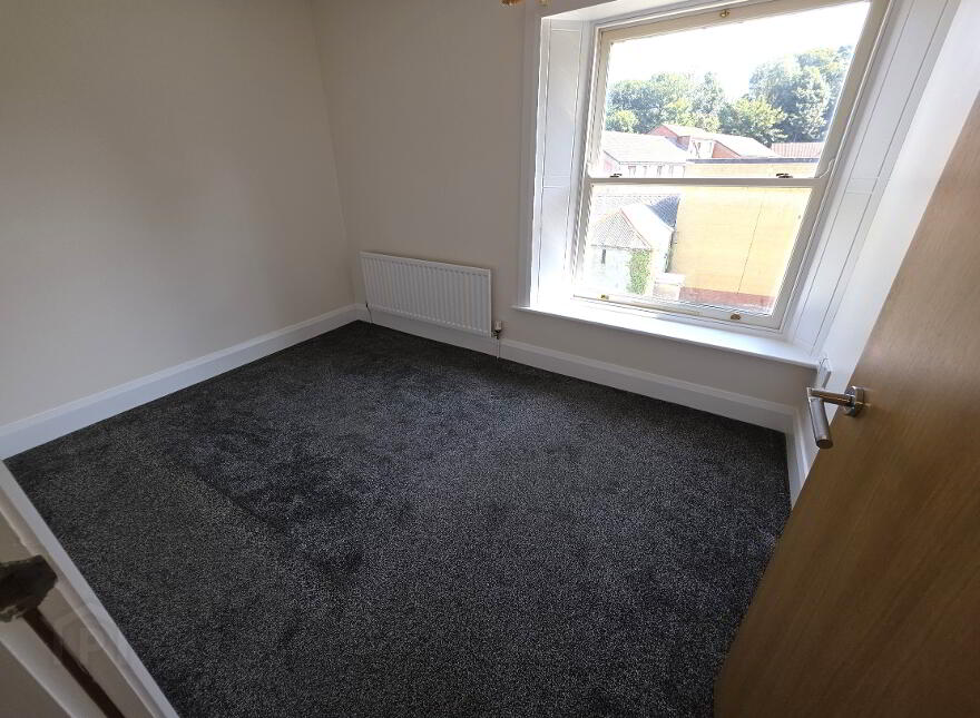 (3 Bed) 39 Bowling Green, Strabane, BT82 8BW