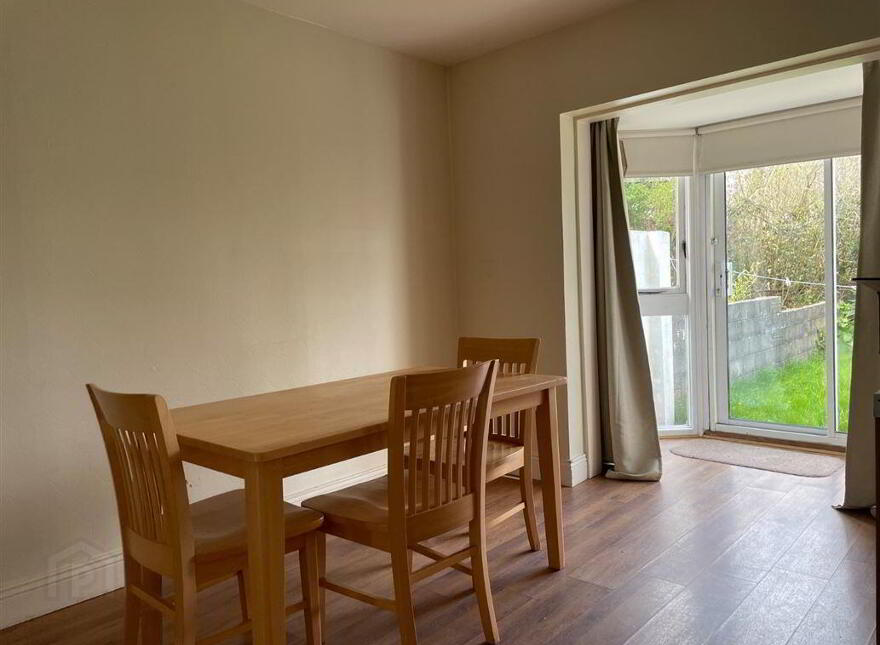 60 The Maples, Clonskeagh, Dublin, D14EV10