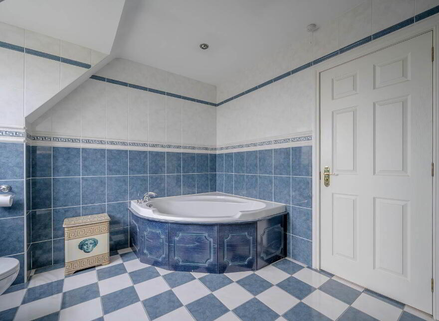 8 Chestnut Lodge, Mealough Road, Drumbo, Lisburn, BT27 5FA