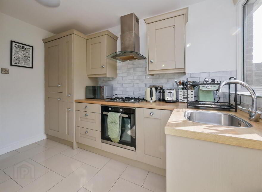 20 Beechgrove Gardens, Upper Knockbreda Road, Belfast, BT6 0NP