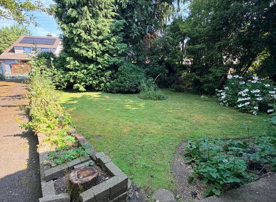 Saint Martin's Crosslee, Ballinlough Road, Ballinlough, T12VFE4