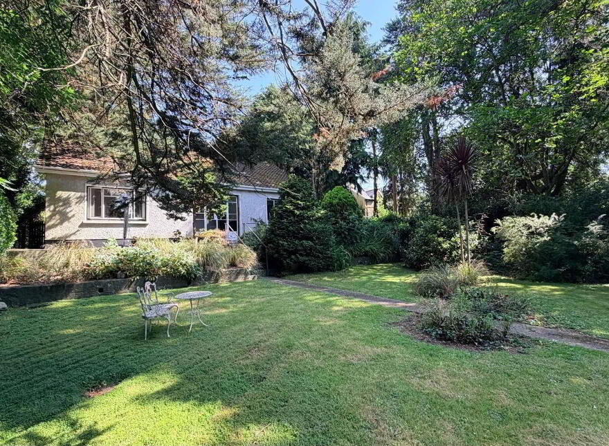 Saint Martin's Crosslee, Ballinlough Road, Ballinlough, T12VFE4