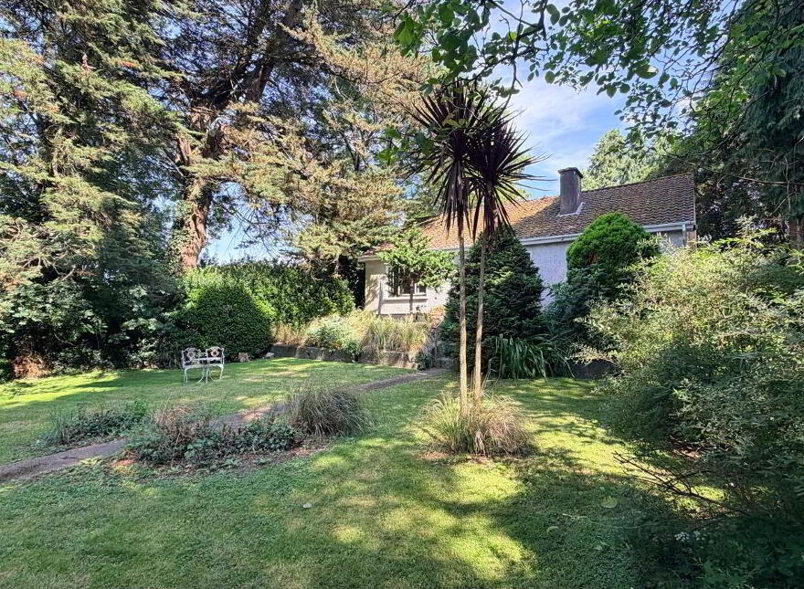 Saint Martin's Crosslee, Ballinlough Road, Ballinlough, T12VFE4