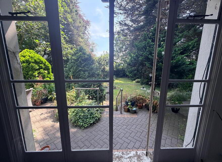 Saint Martin's Crosslee, Ballinlough Road, Ballinlough, T12VFE4