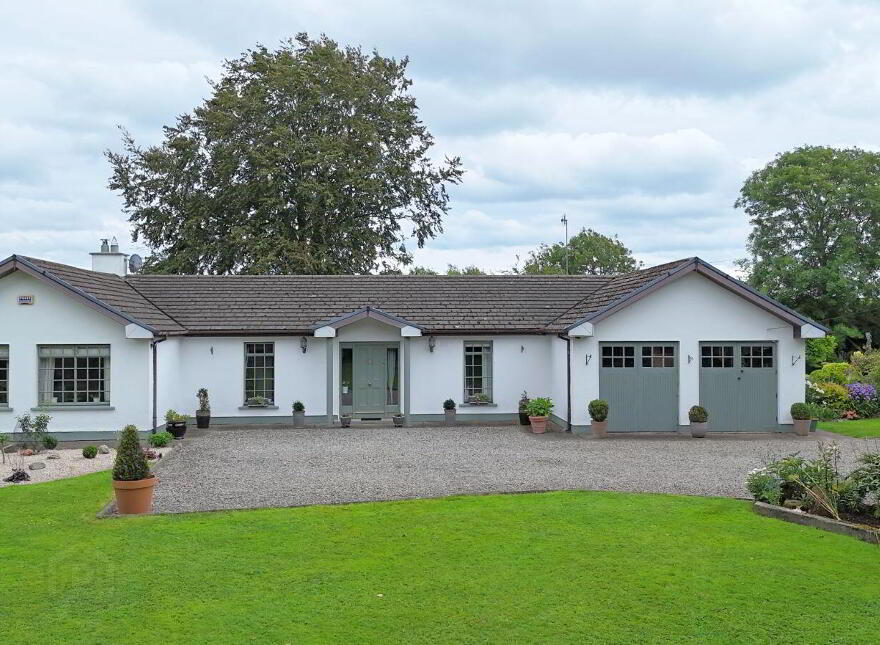 Sarsfieldstown, Julianstown, A92FD80