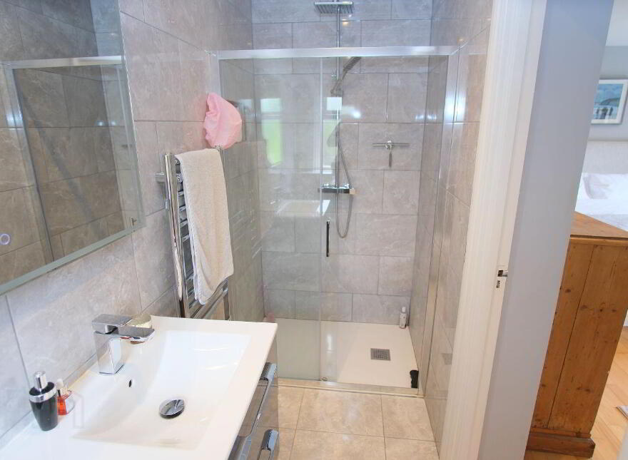 Sarsfieldstown, Julianstown, A92FD80