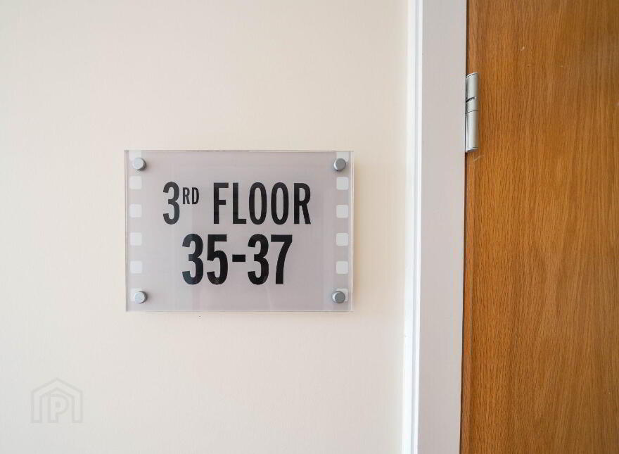 35 Academy Square, Academy Street, Navan, C15HD56