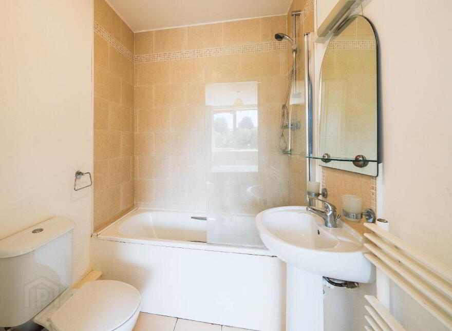 35 Academy Square, Academy Street, Navan, C15HD56
