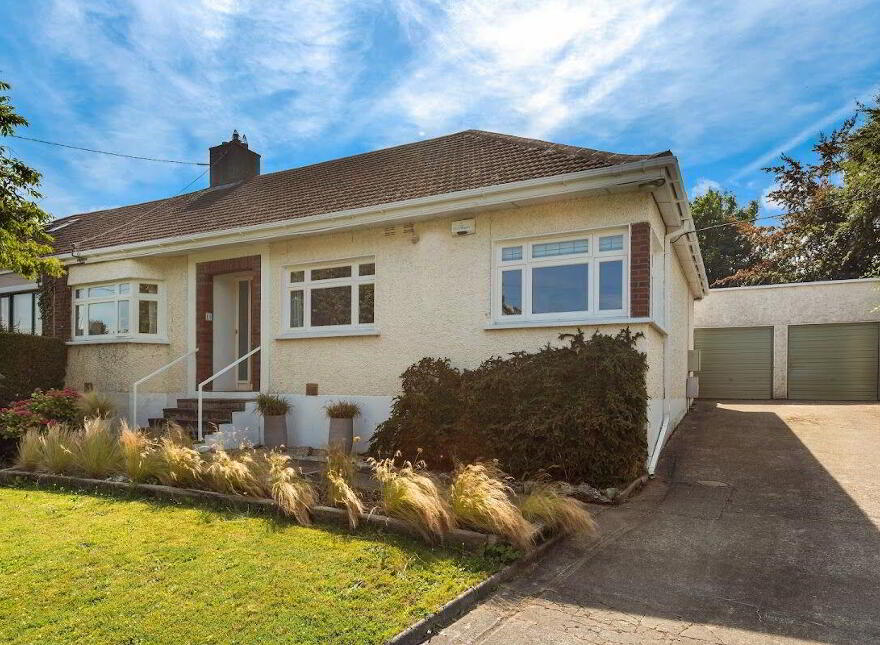 15 Seafield Crescent, Booterstown, A94TX37