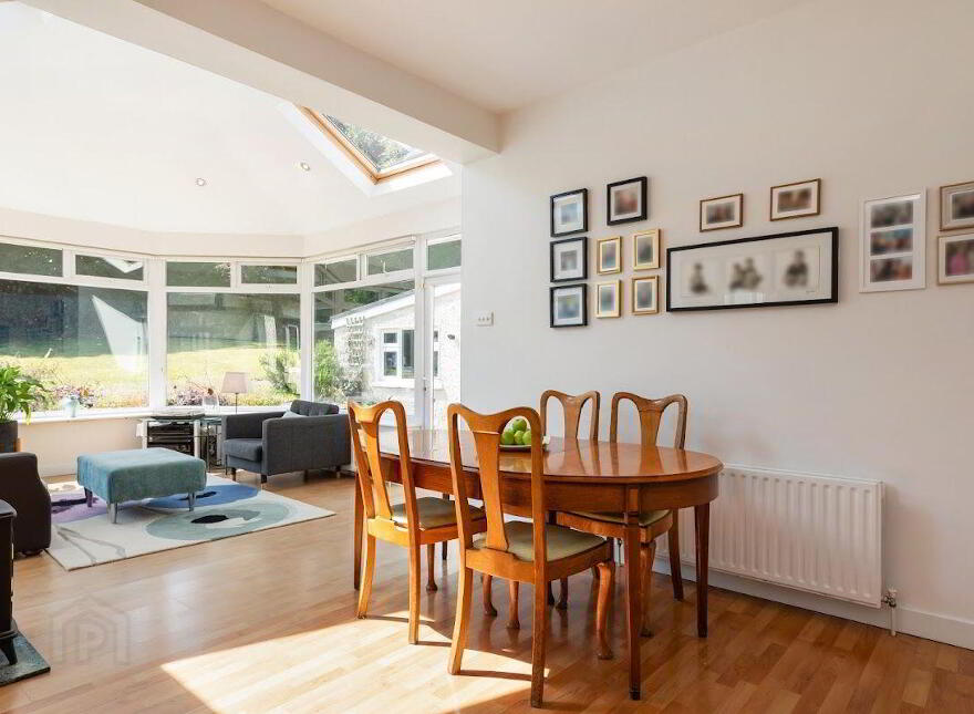 15 Seafield Crescent, Booterstown, A94TX37