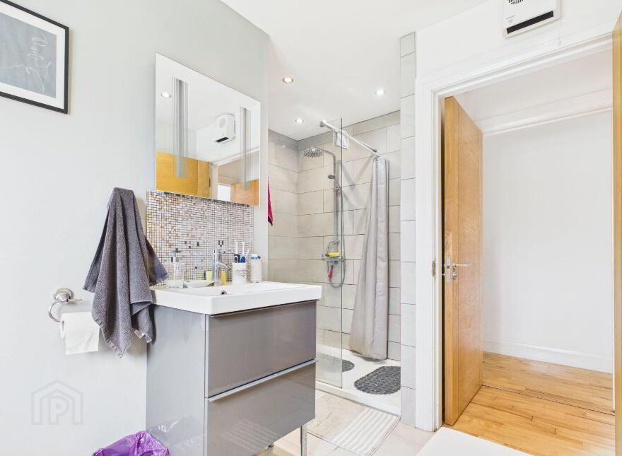 Bramble Lodge, East Ferry, Cobh, P24TN60