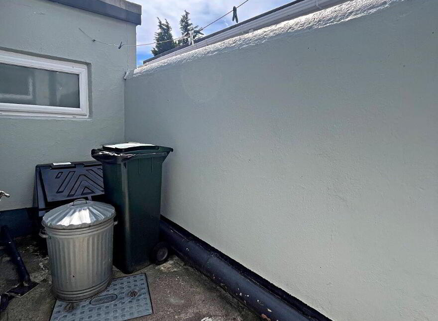 46 Mitchel Street, Dungarvan, X35W421