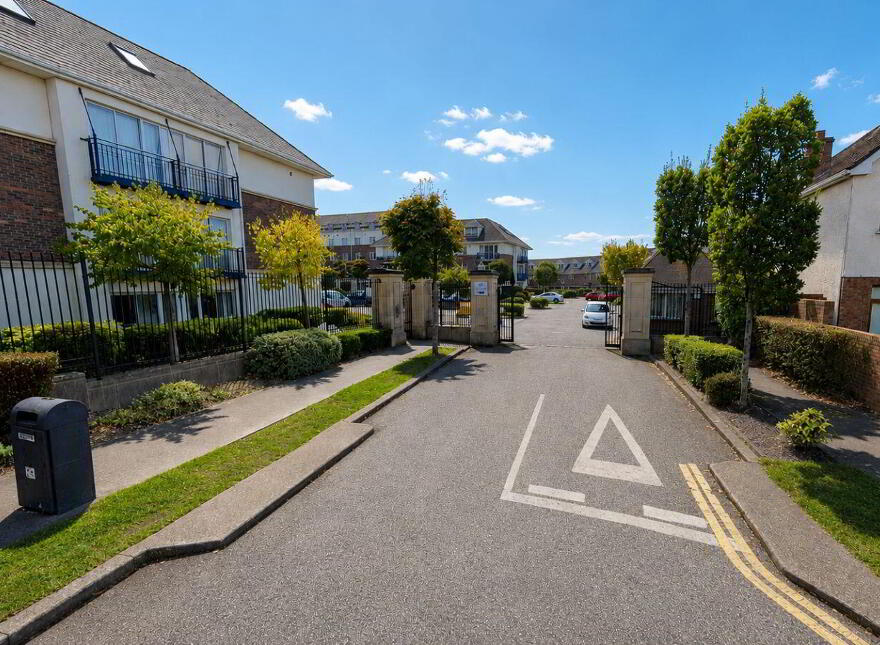 Apartment 239 Hampton Square, Navan Road ( D7), Navan Road (D7), D07N9YR