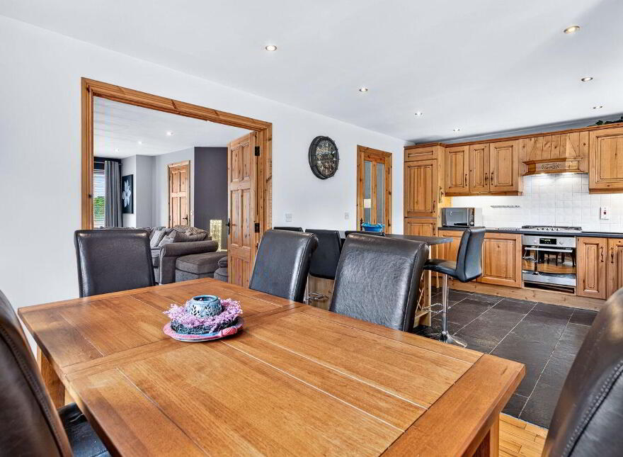 21 Rock Valley, Dromahair, F91A2Y2