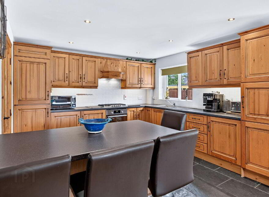 21 Rock Valley, Dromahair, F91A2Y2