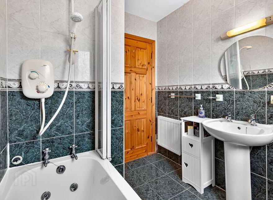 21 Rock Valley, Dromahair, F91A2Y2