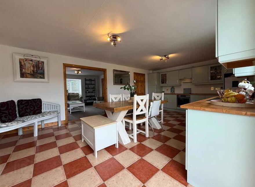 4 Hanley Avenue, Loughglynn, Loughglynn, F45RP08