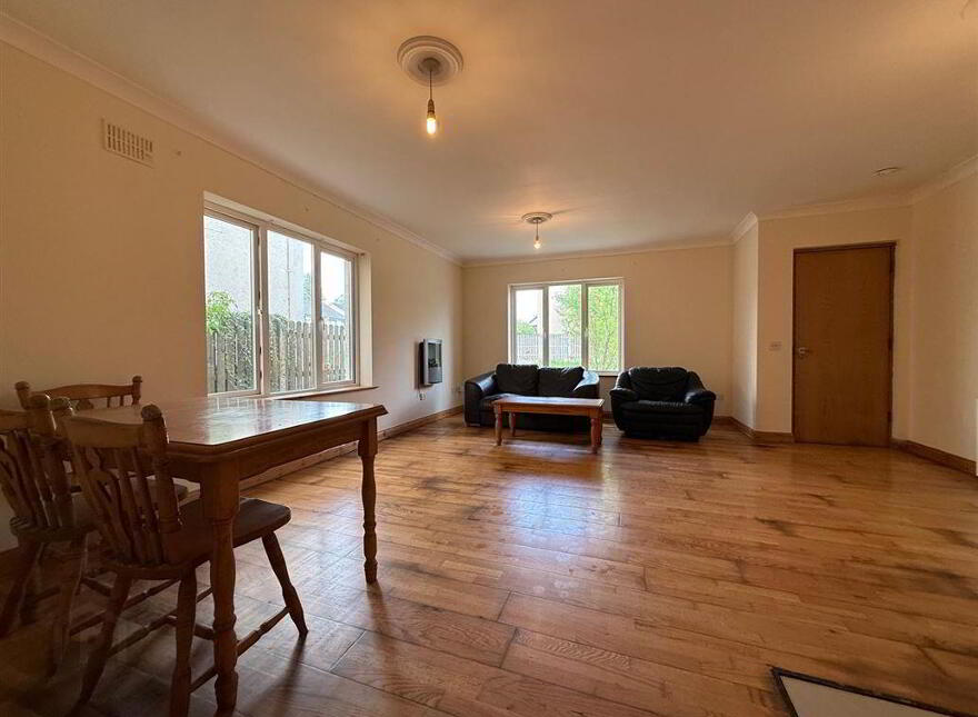 Apt 11A, Brooklawn, Ballaghaderreen, F45V129