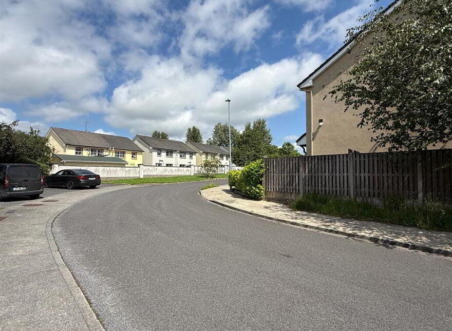 Apt 11A, Brooklawn, Ballaghaderreen, F45V129