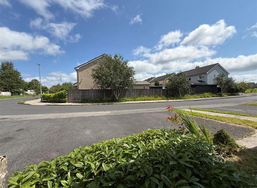 Apt 11A, Brooklawn, Ballaghaderreen, F45V129