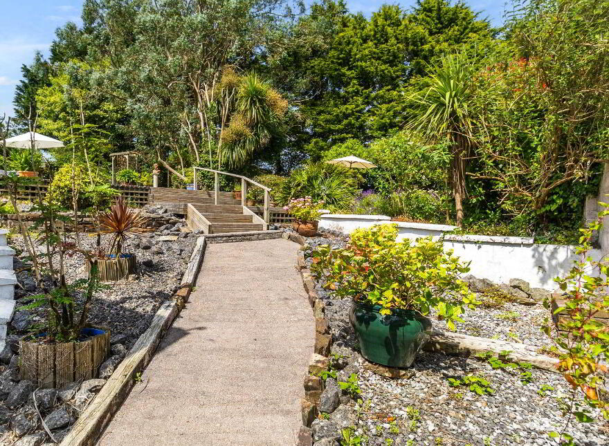 Lisaniska, Windmill Hill, Youghal, P36V489