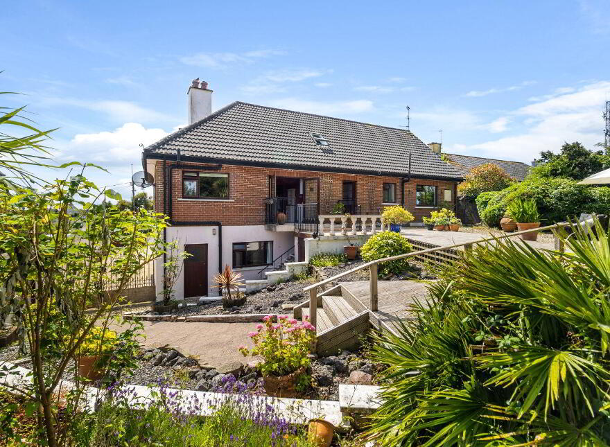 Lisaniska, Windmill Hill, Youghal, P36V489
