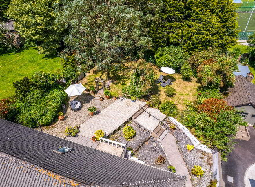 Lisaniska, Windmill Hill, Youghal, P36V489