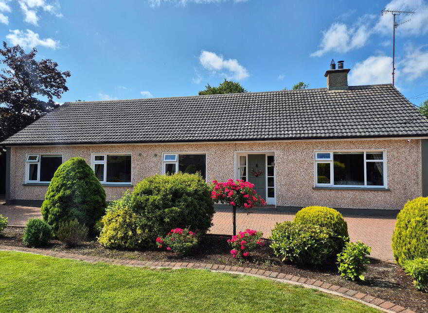 Laragh, Castleblayney, Loughmorne, A75E122