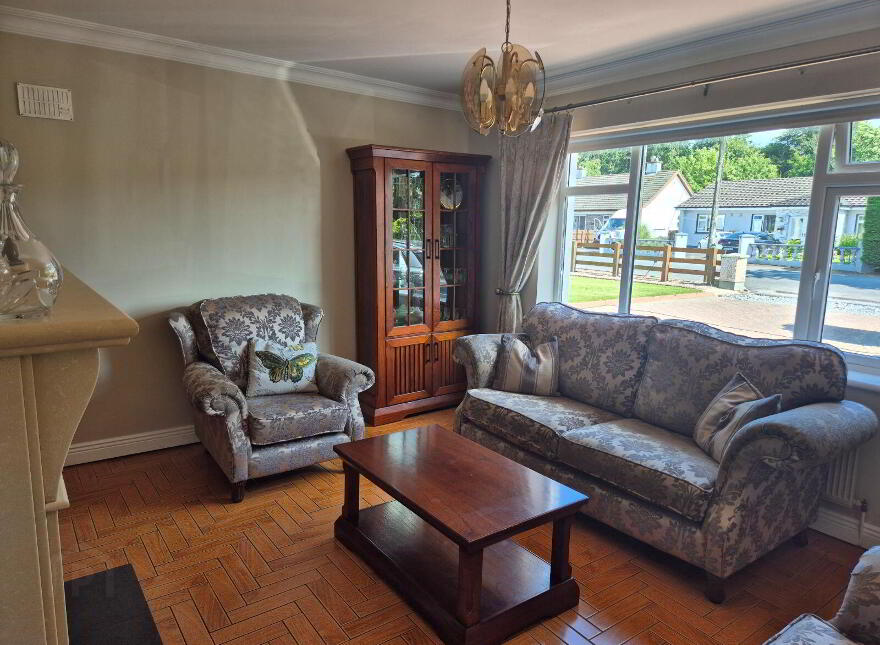 Laragh, Castleblayney, Loughmorne, A75E122