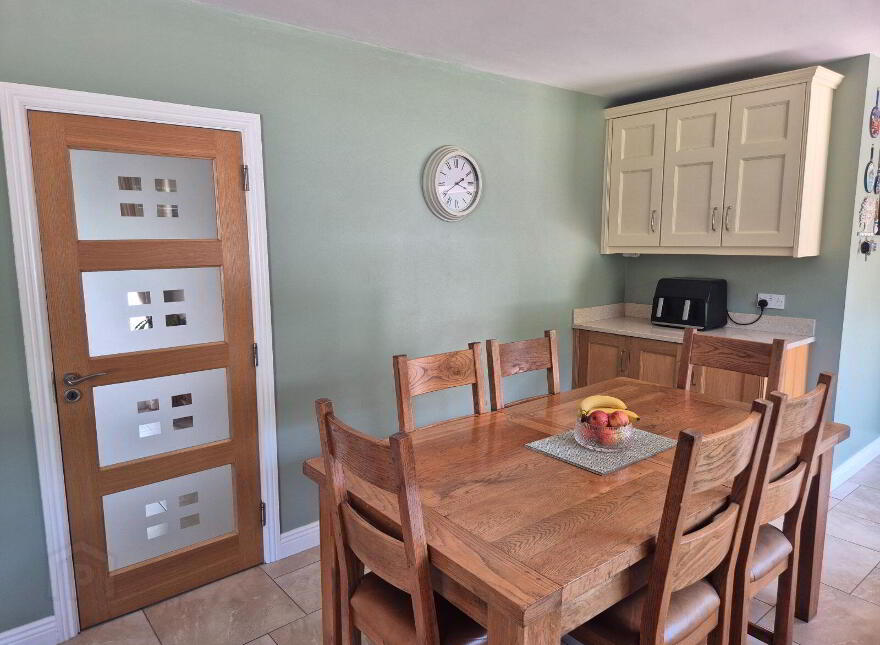 Laragh, Castleblayney, Loughmorne, A75E122