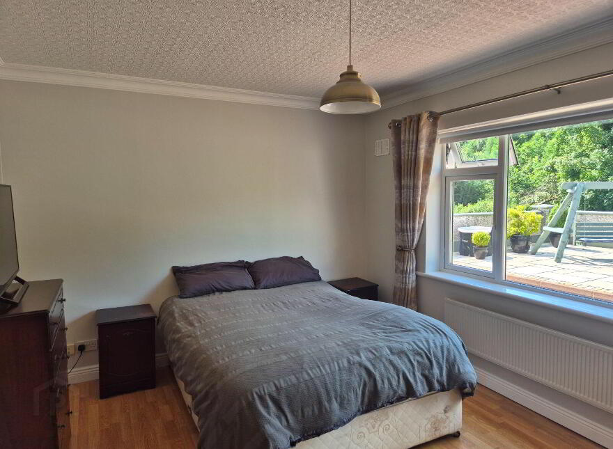 Laragh, Castleblayney, Loughmorne, A75E122