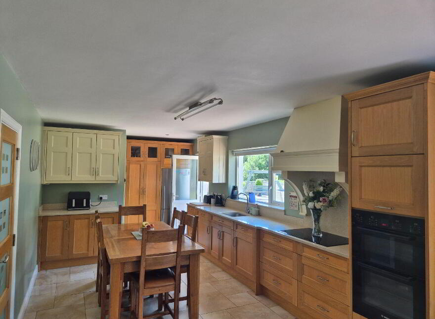 Laragh, Castleblayney, Loughmorne, A75E122