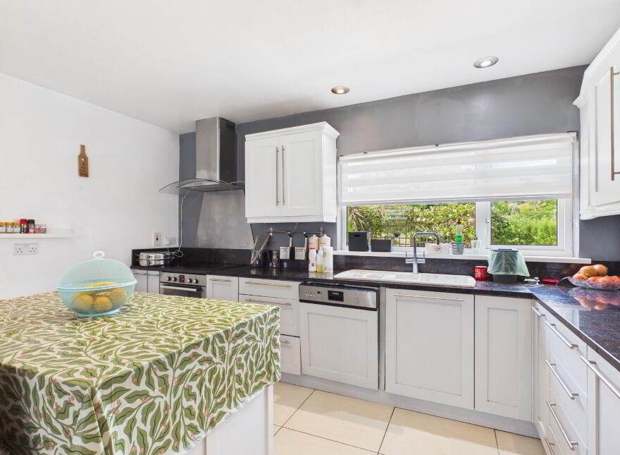 Bramble Lodge, East Ferry, Cobh, P24TN60