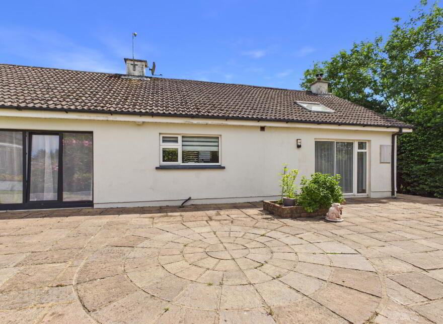 Bramble Lodge, East Ferry, Cobh, P24TN60