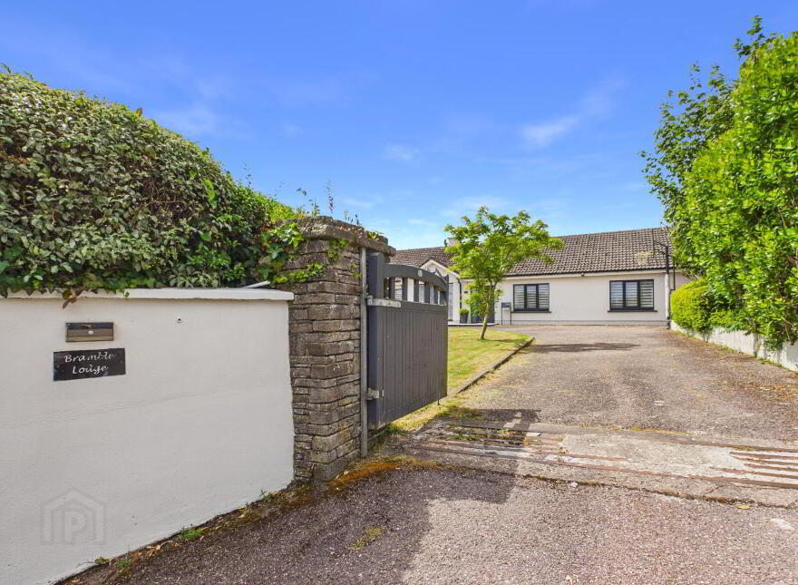 Bramble Lodge, East Ferry, Cobh, P24TN60