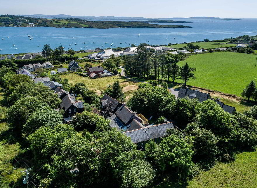 4 The Break, Colla Road, Schull, P81E657