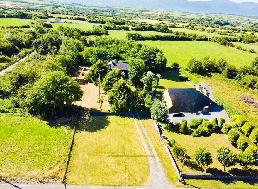 East Commons, Ardfert, V92RX81