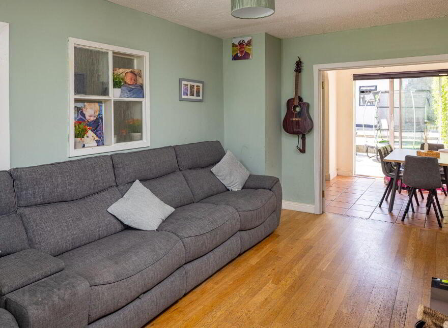 53 Foxwood, Swords, K67EK11