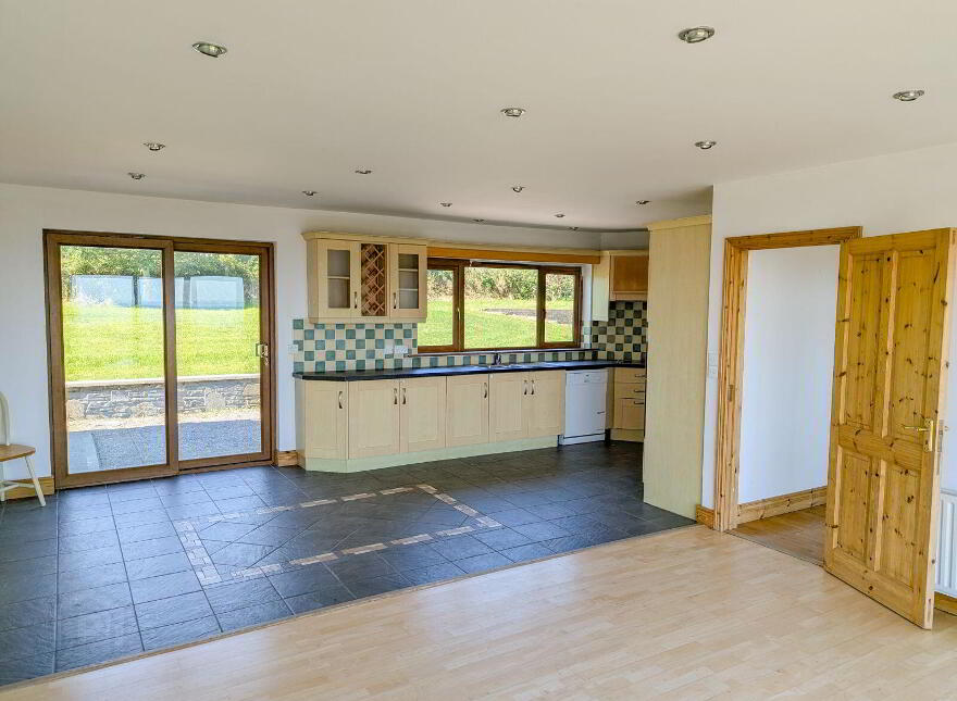 Knockarudane, Glandore, P81RK54