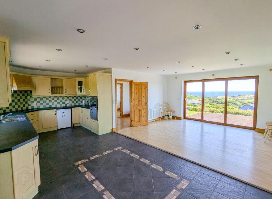 Knockarudane, Glandore, P81RK54