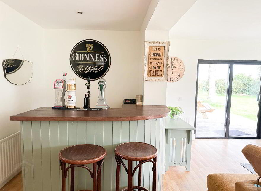 Buckthorn Cottage, Carrowholly, Westport, F28T665