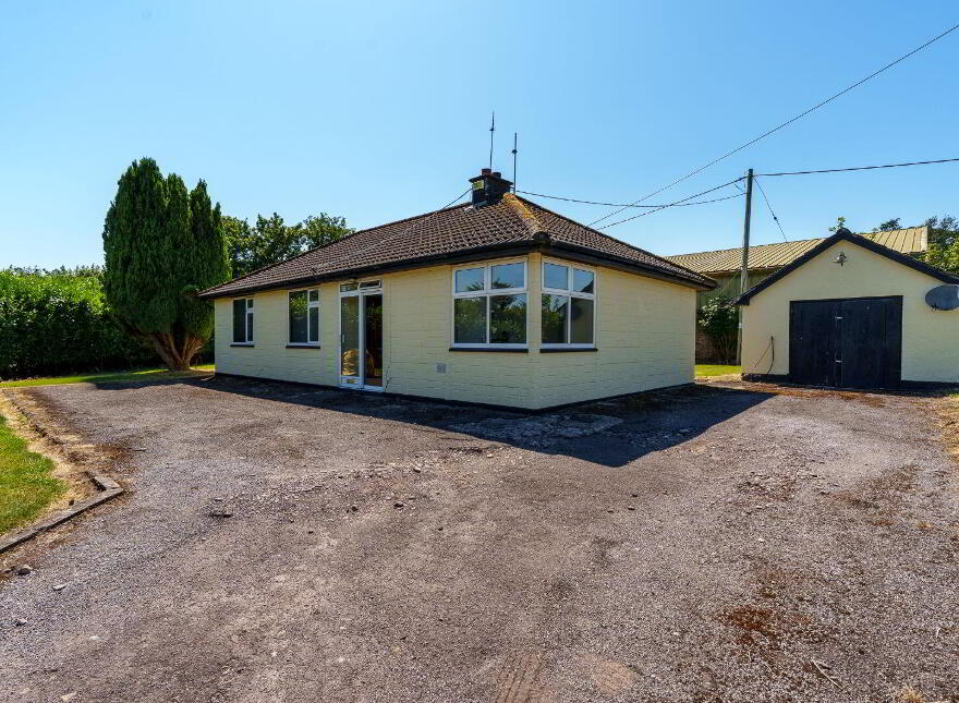 Yellow House, Kilcully, White's Cross, T23HY68