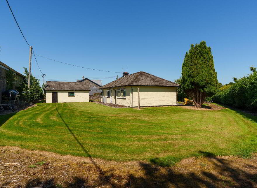 Yellow House, Kilcully, White's Cross, T23HY68