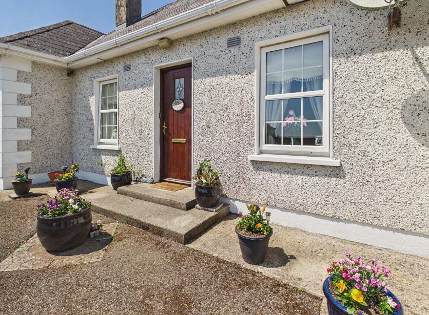 Main Street, Ballylinan, Ballylynan, R14RW02