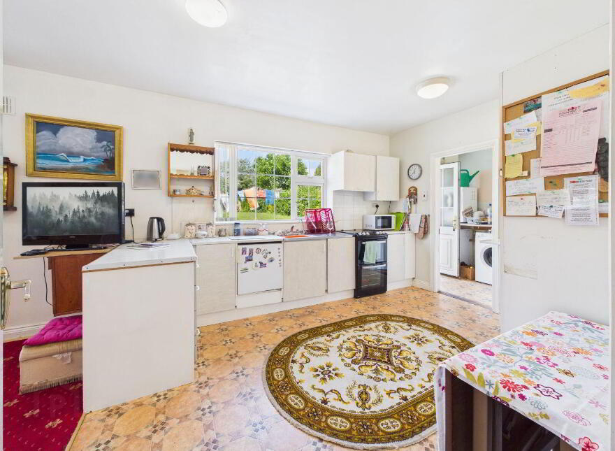 Main Street, Ballylinan, Ballylynan, R14RW02