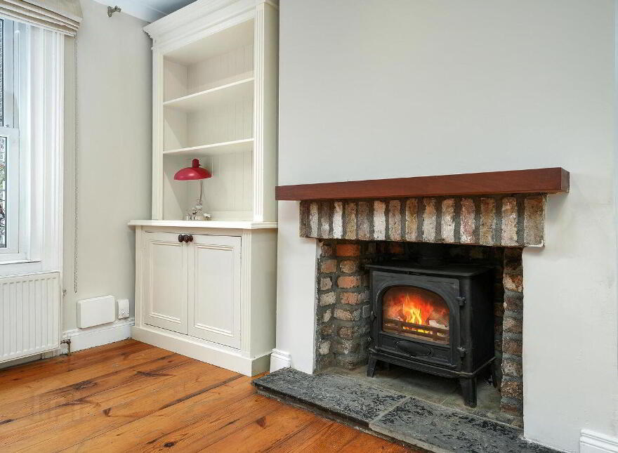 12 Albert Place East, Grand Canal Dock, D02Y153