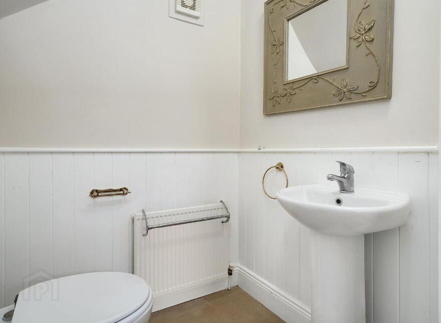 12 Albert Place East, Grand Canal Dock, D02Y153